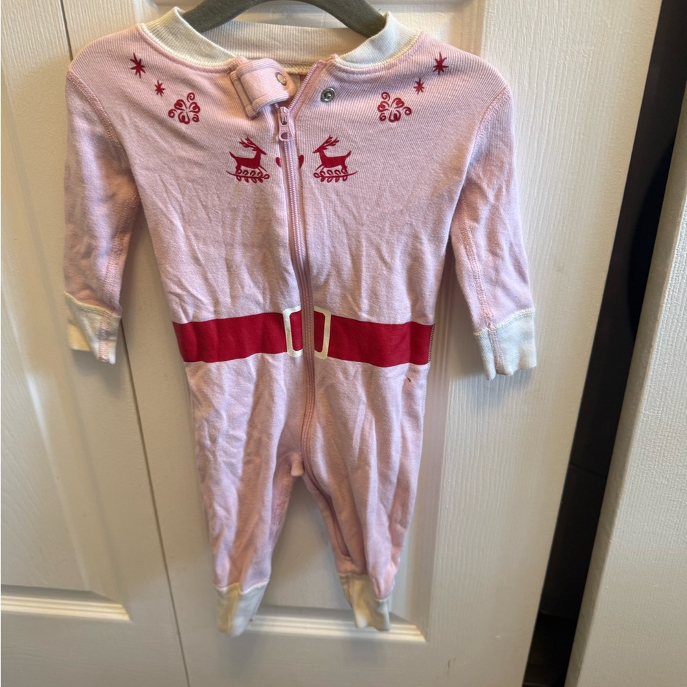 Hanna Andersson Baby Warner Bros™ Discovery Elf Sleeper in Jovie print